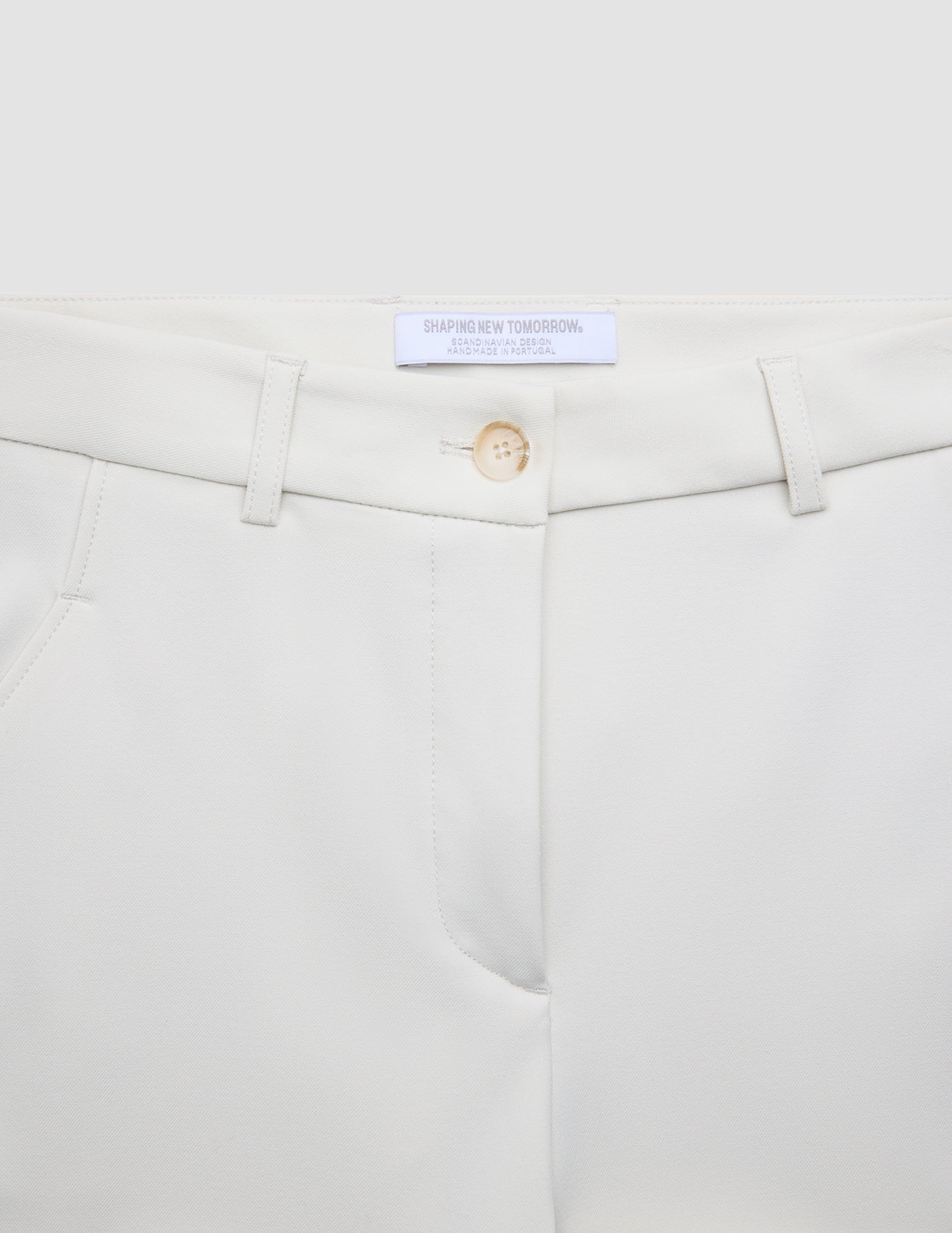 Women Essential Pants Tapered Off White